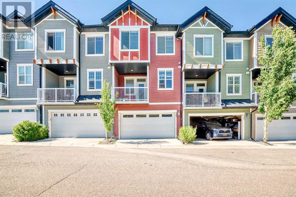 127 Nolan Hill Blvd NW, Calgary, AB T3R 0S5