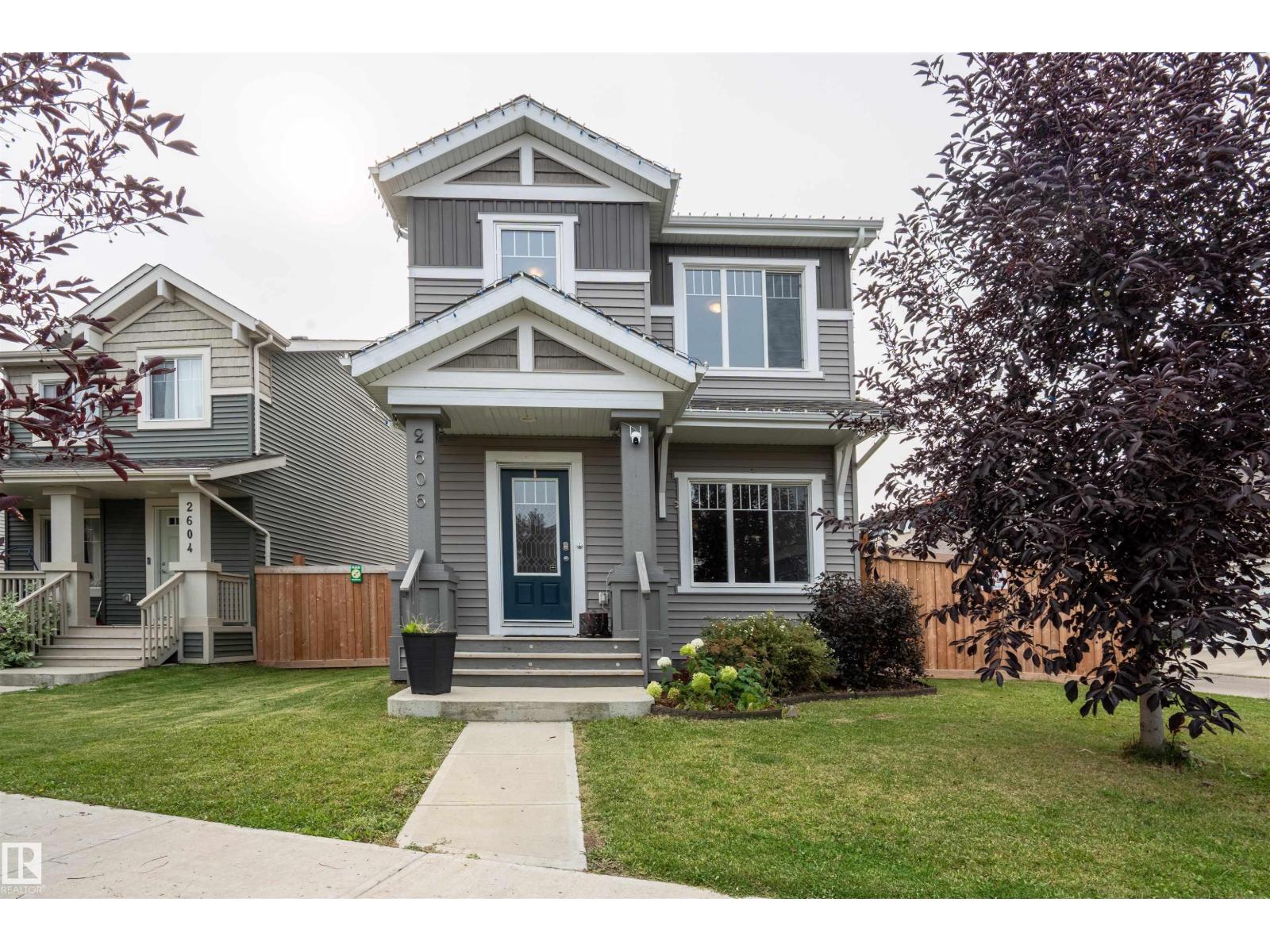 2606 Coughlan Rd SW, Edmonton, AB T6W 3S1