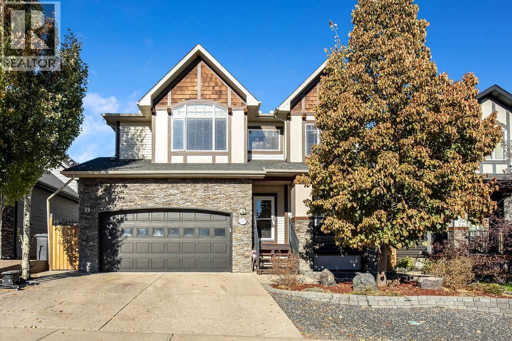 137 Magenta Cres, Chestermere, AB T1X 0K9