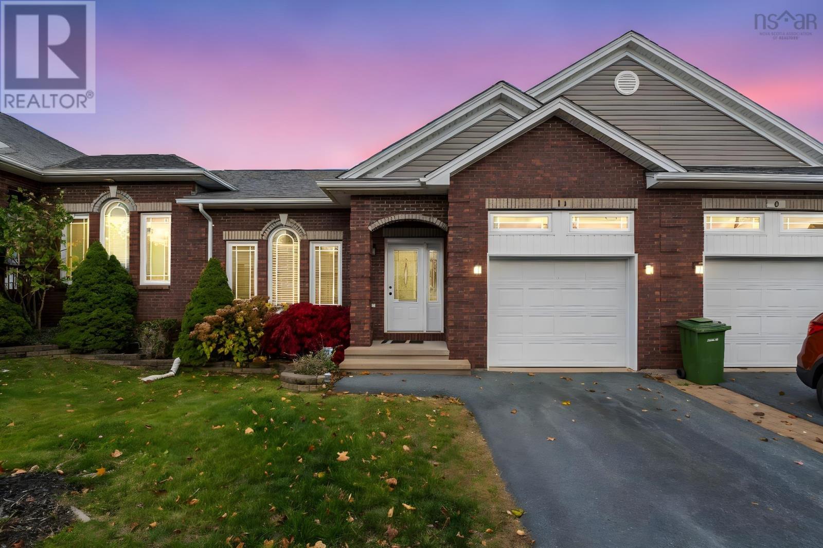 11 Kirkwood Ct, Bedford, NS B4A 0A9