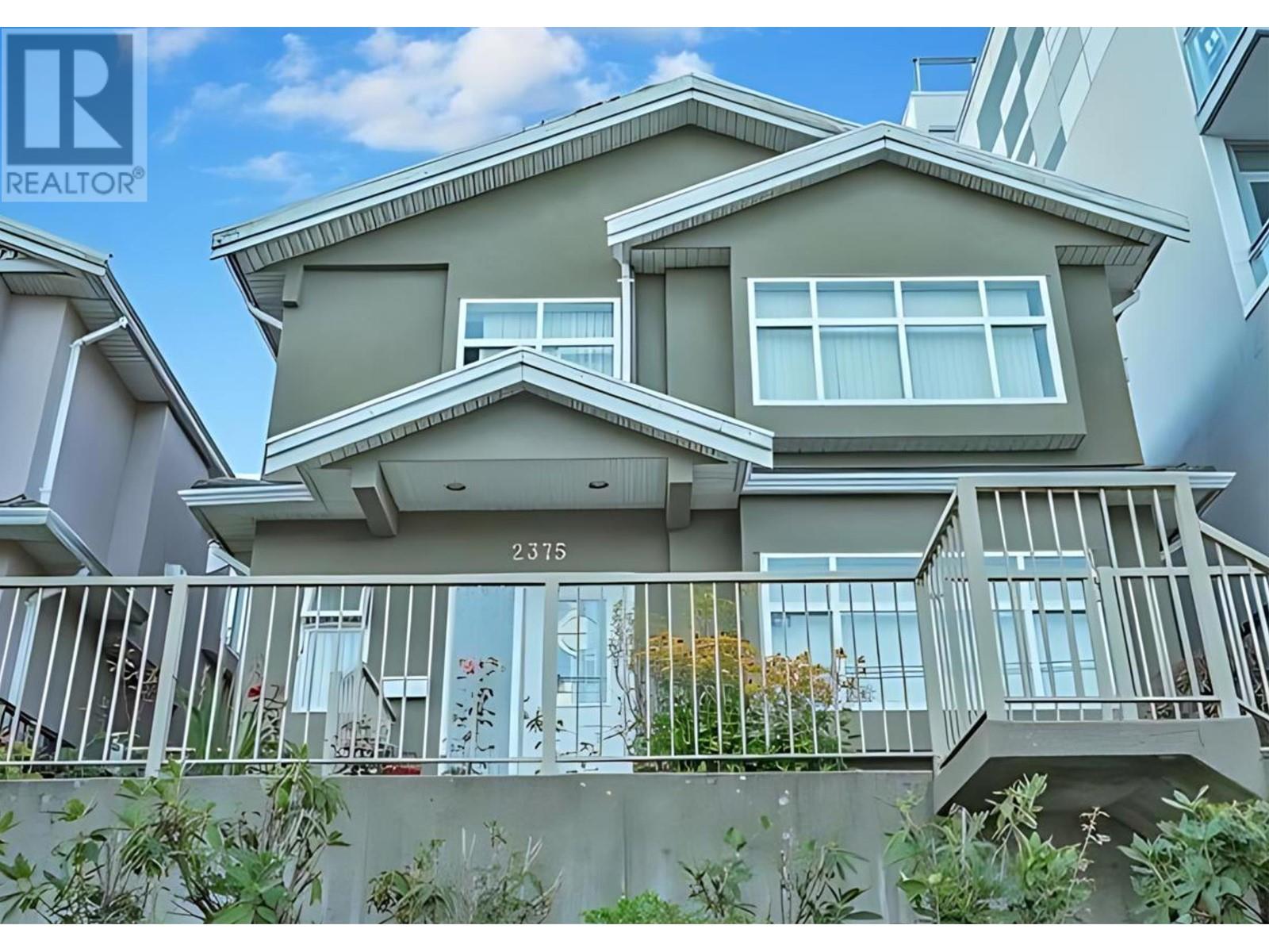 2375 Kingsway, Vancouver, BC V5R 5G8