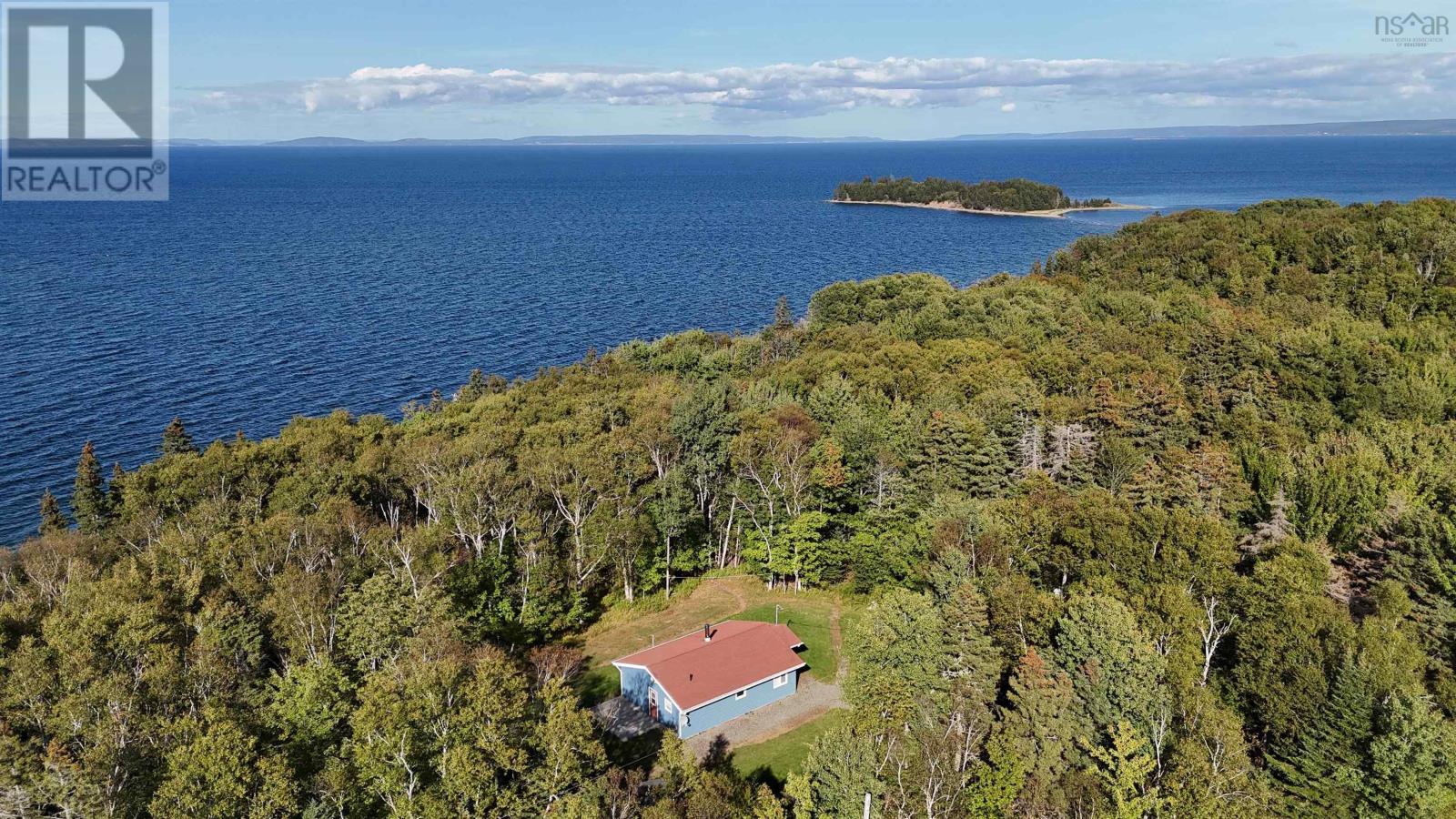 5735 W Bay Rd, Roberta, NS B0E 3K0