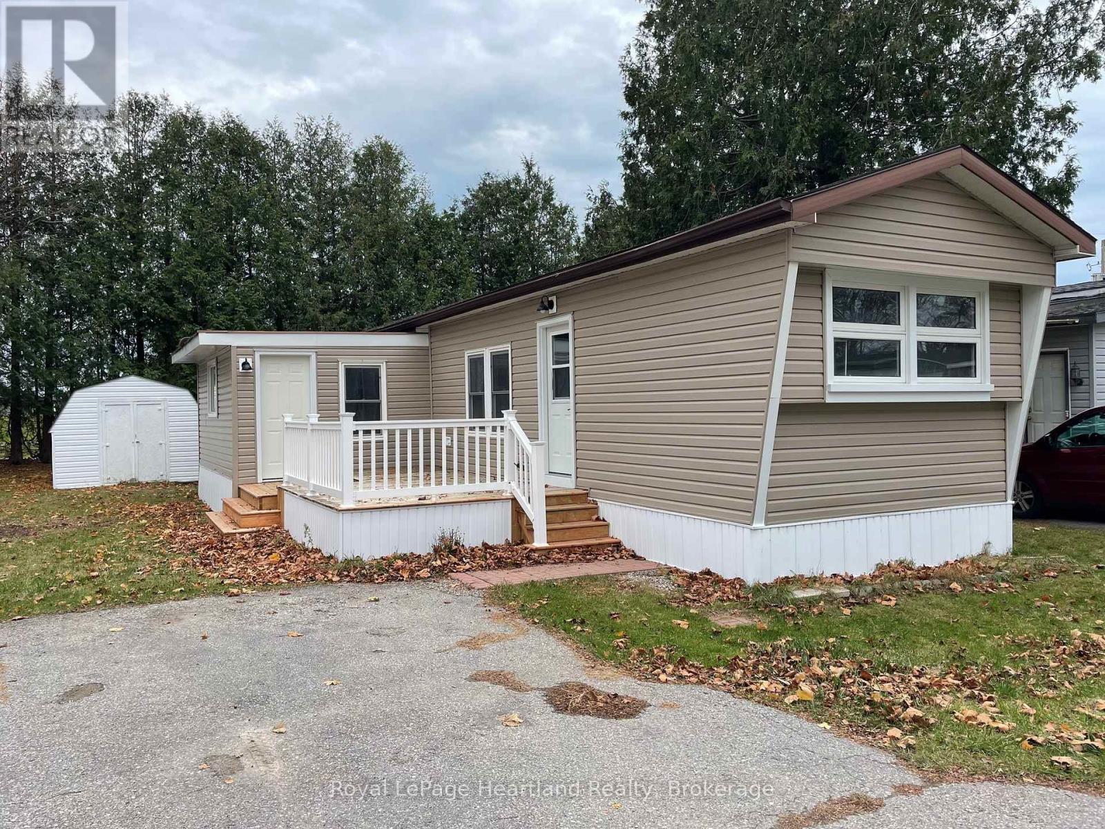 16 Bloomsbury Dr, Ashfield-Colborne-Wawanosh, ON N7A 3Y3