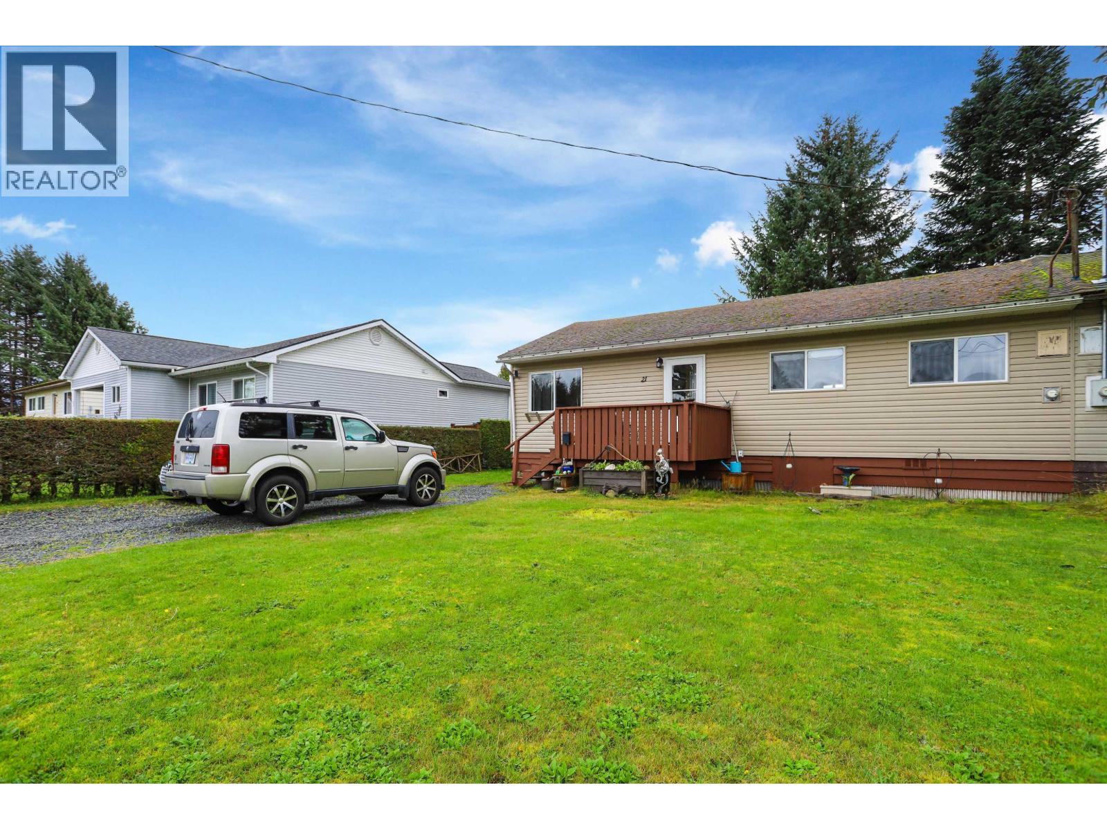 21 Okanagan St, Kitimat, BC V8C 1Z6