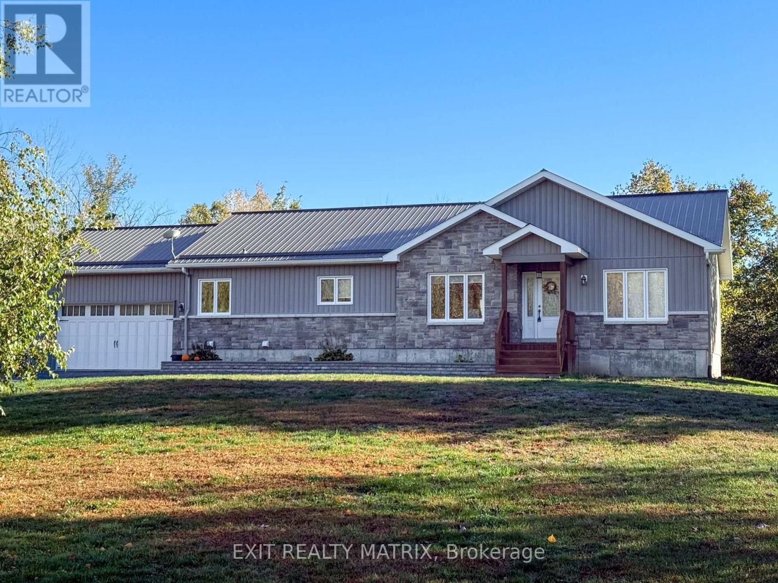1991 Thibault Ct, North Dundas, ON K0C 1H0