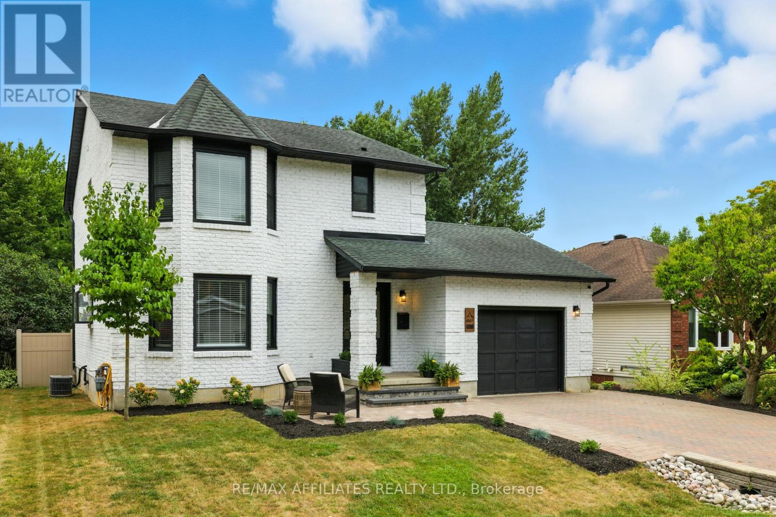 2 Baxter Dr #c, Brockville, ON K6V 3T8