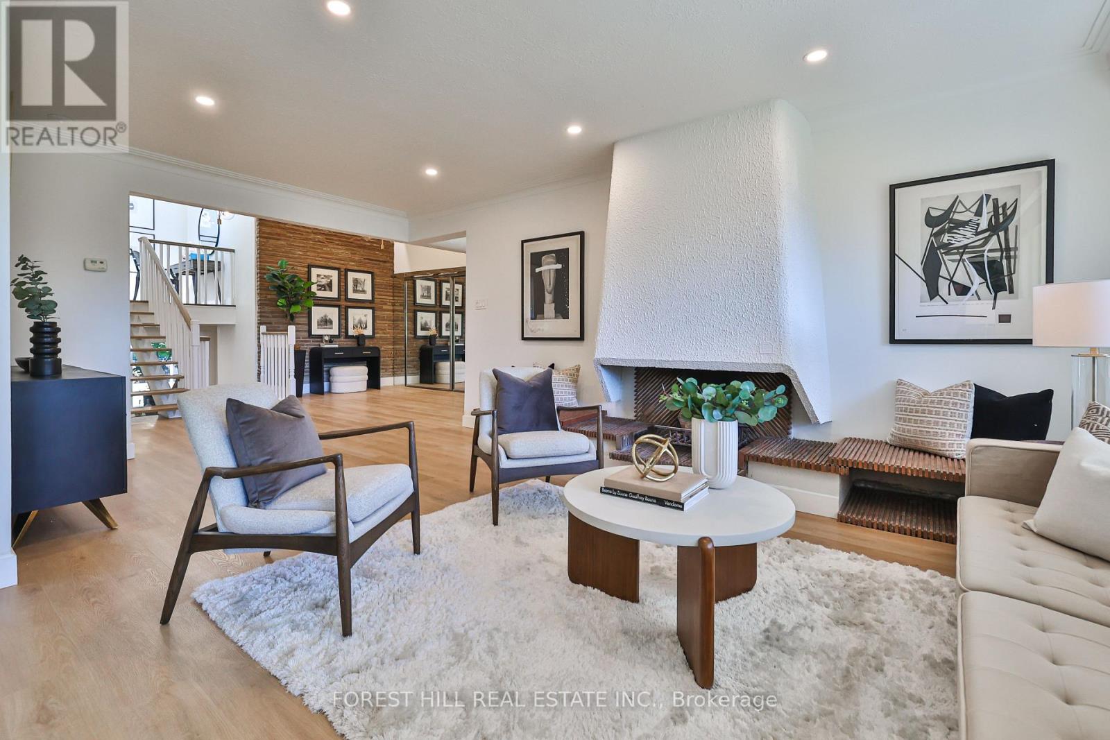 50 Evanston Dr, Toronto Bathurst Manor, ON M3H 5P3