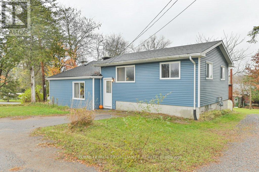 1643 County Road 5, Quinte West, ON K0K 2C0