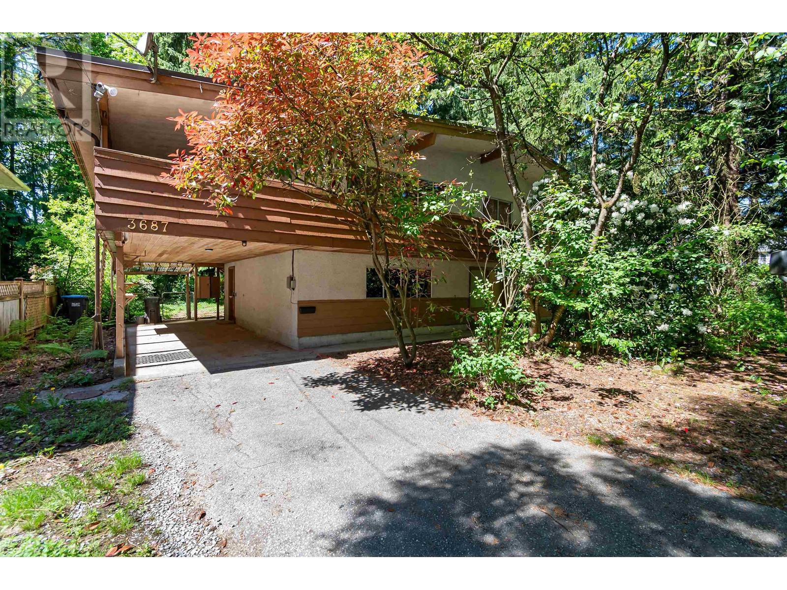 3687 Coast Meridian Rd, Port Coquitlam, BC V3B 3N9