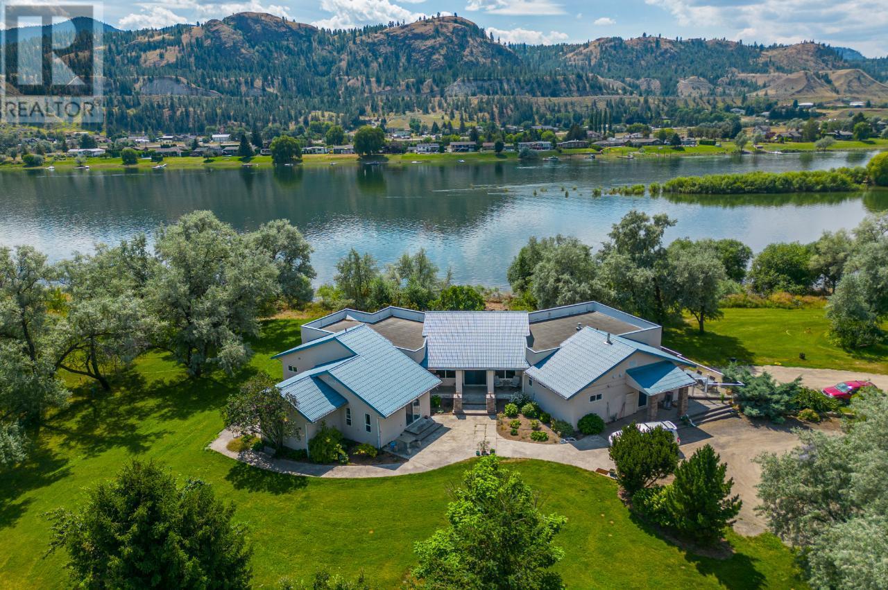 3390 Shuswap E Rd, Kamloops, BC V2H 1T2