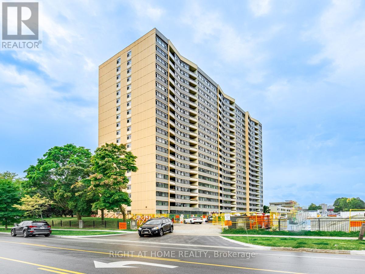 911 2050 Bridletowne Cir, Toronto, ON M1W 2V5