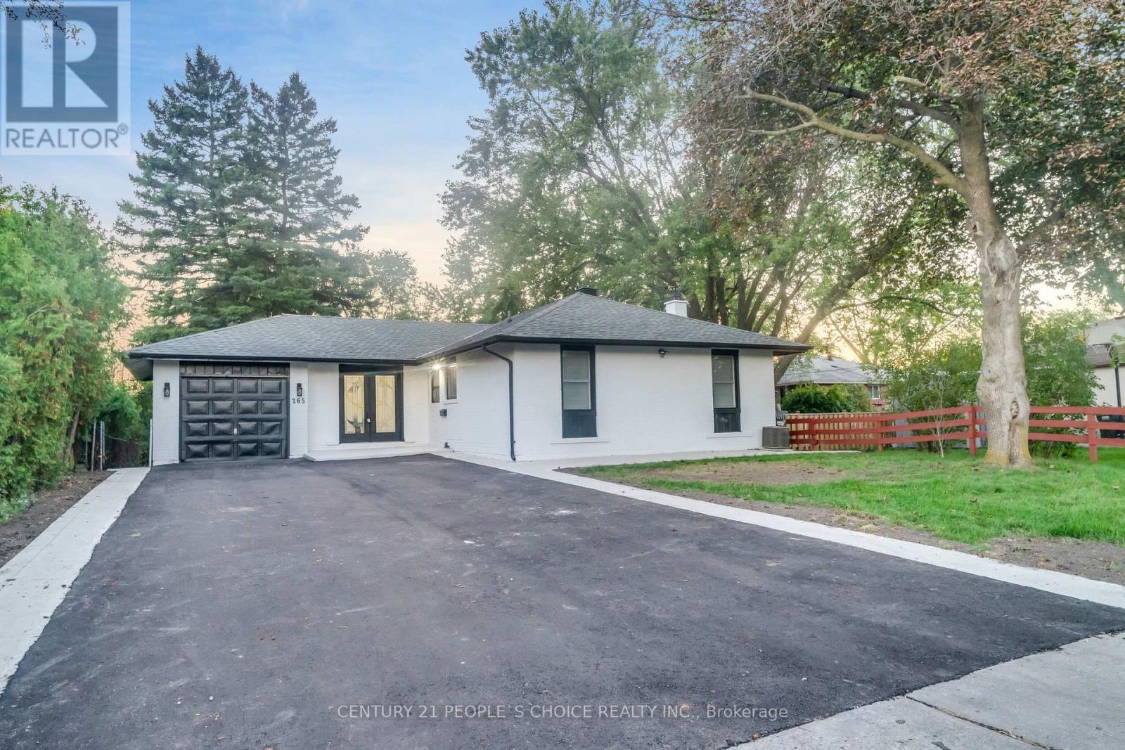 265 Avondale Blvd, Brampton, ON L6T 1J3