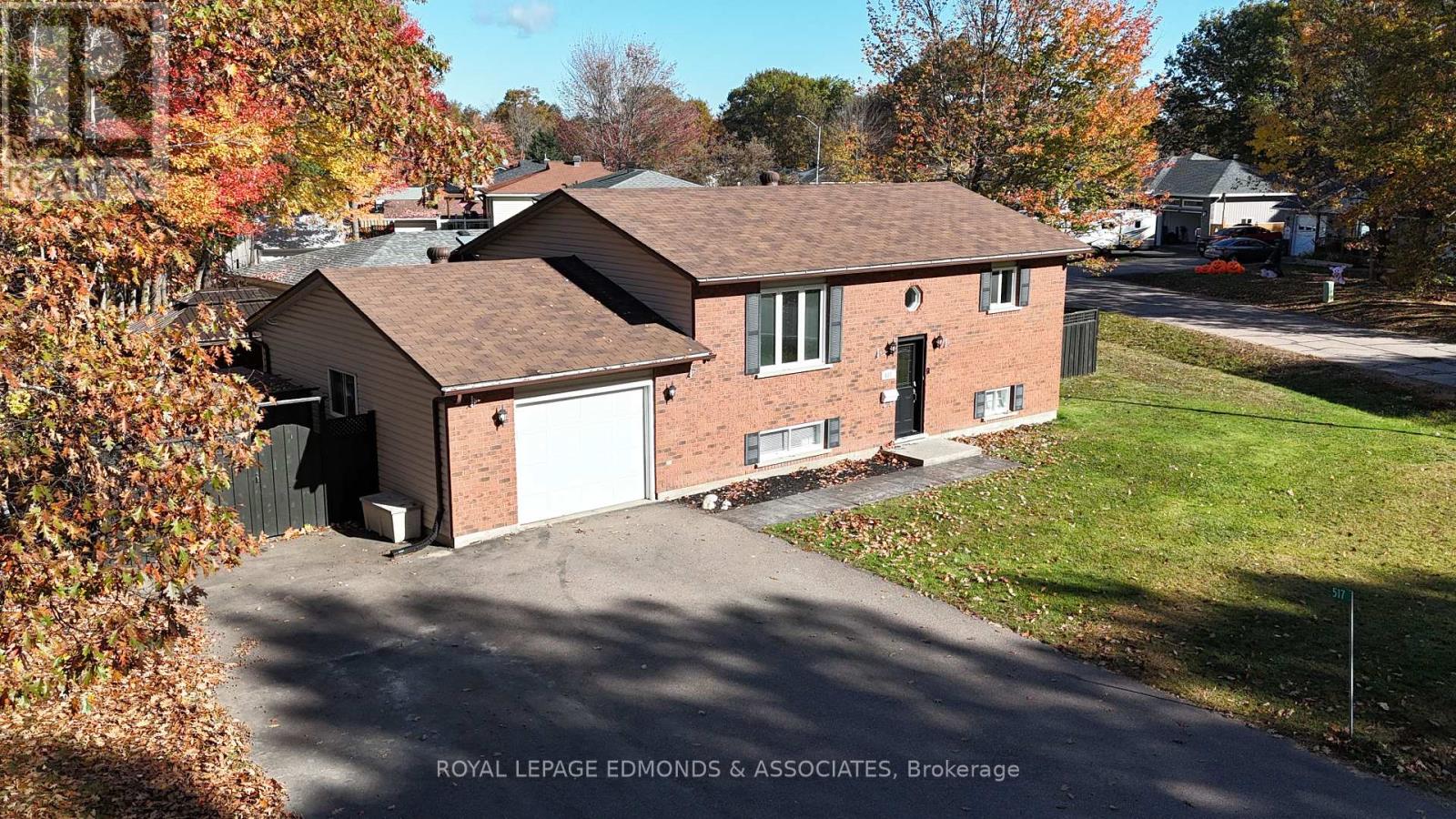 517 Abbie Ln, Petawawa, ON K8H 3P9