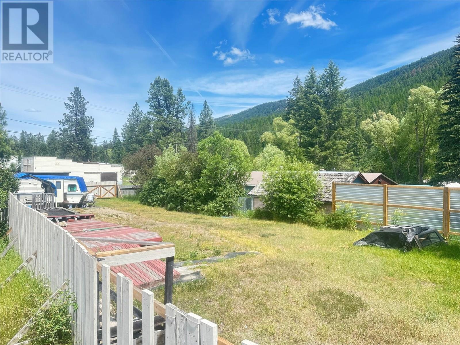 Wallace Mountain Road, Beaverdell, BC V0H 1A0