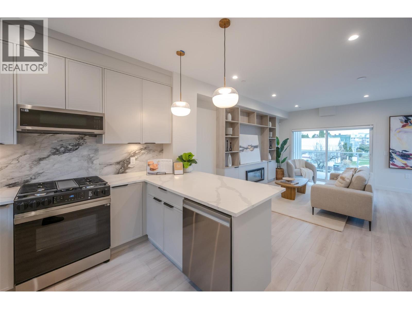 784 Argyle Street Unit 106, Penticton, BC V2A 5G7