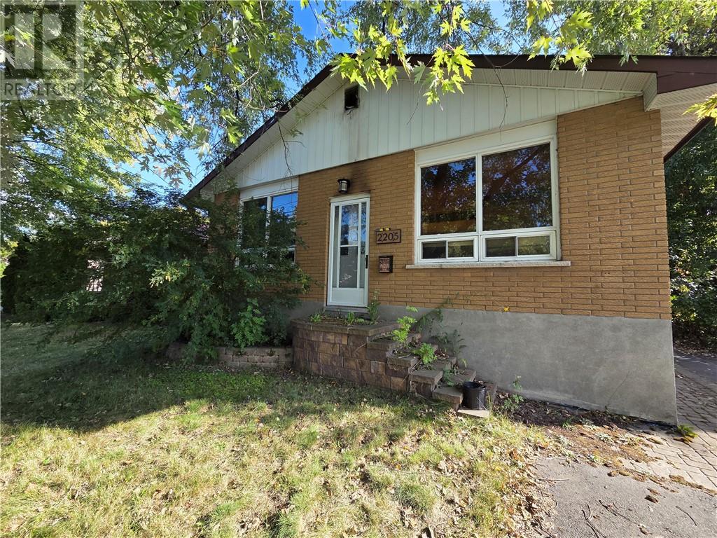 2205 Madison, Sudbury, ON P3A 2P7