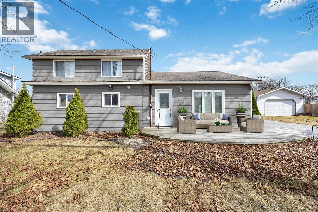 456 Murray St, St. Clair, ON N0N 1G0