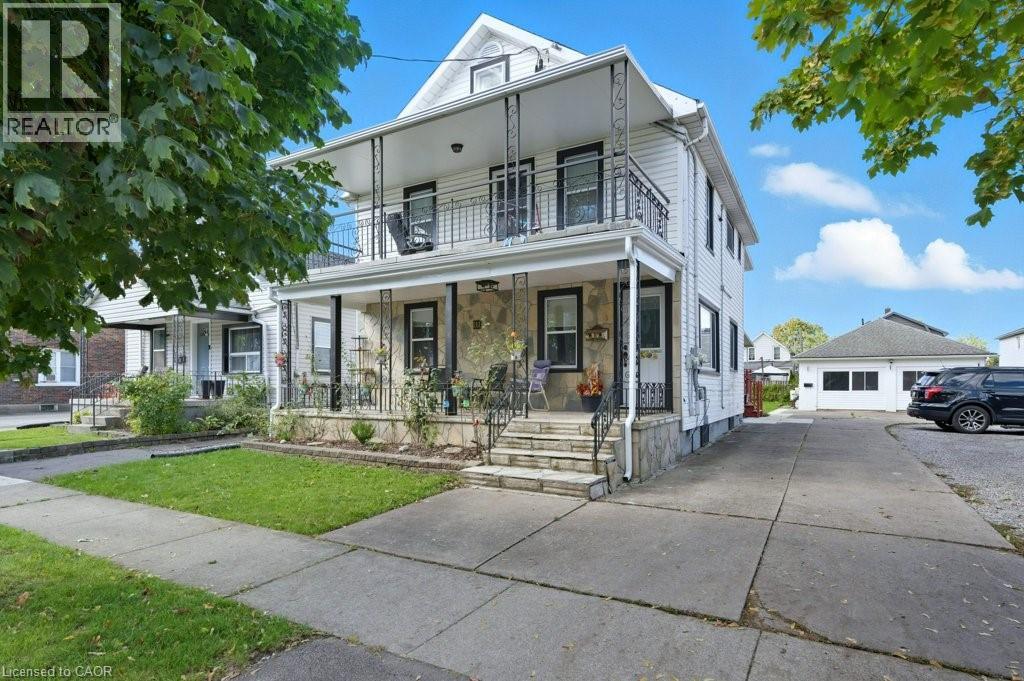 111 Mcalpine Ave S, Welland, ON L3B 1T7