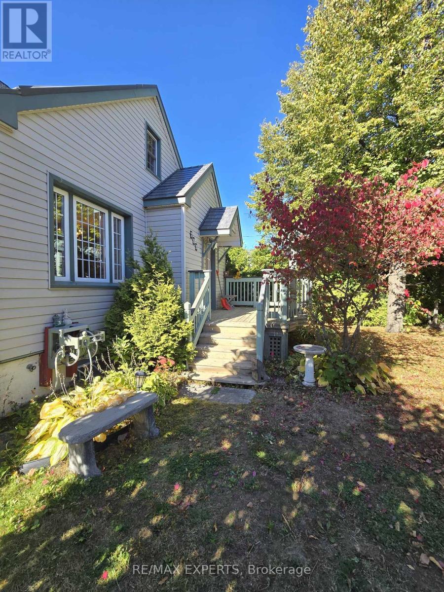 705 Prete St, Greater Sudbury Sudbury, ON P3E 3X4