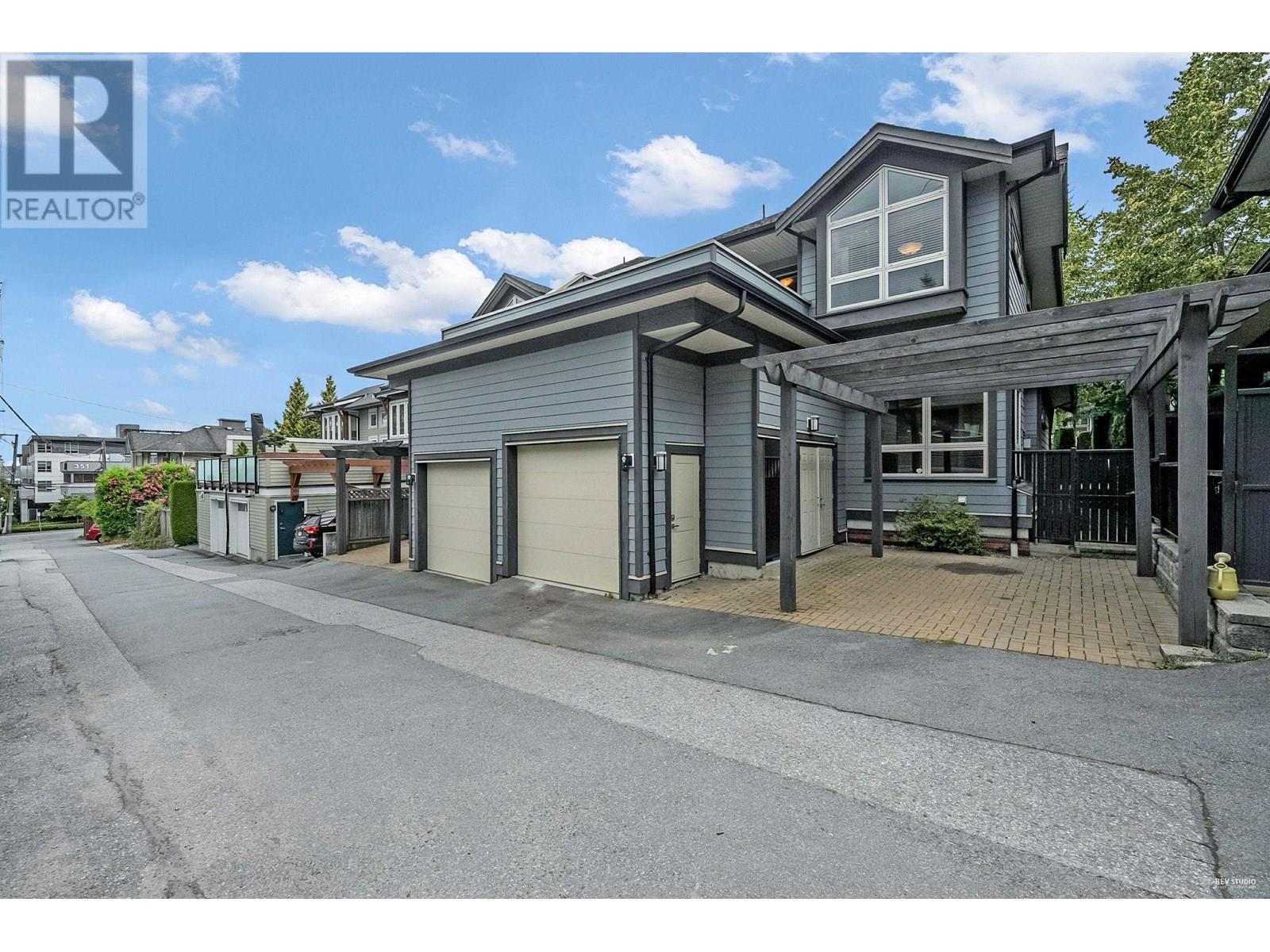 651 W 14th Street Unit 3, North Vancouver, BC V7M 1R3