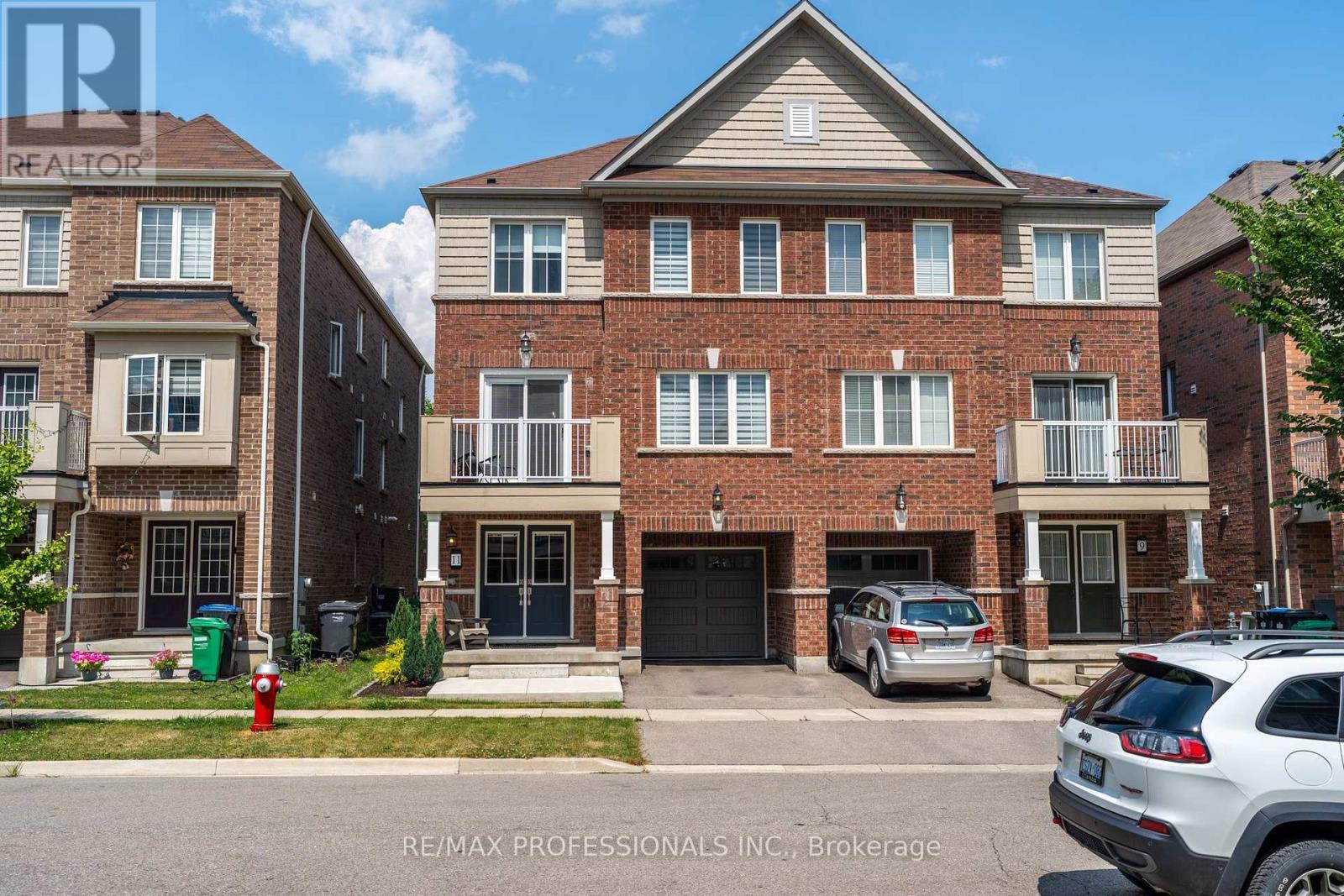 11 Givemay St, Brampton, ON L7A 0C7