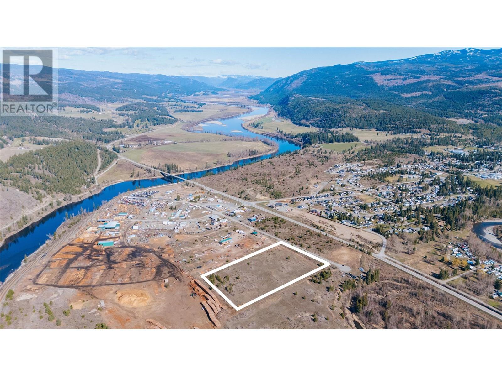 4727 Gilbert Dr, Barriere, BC V0E 1E0