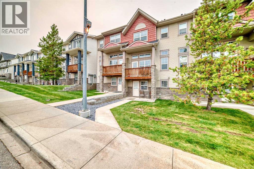 119 Panatella Hl NW, Calgary, AB T3K 0S7