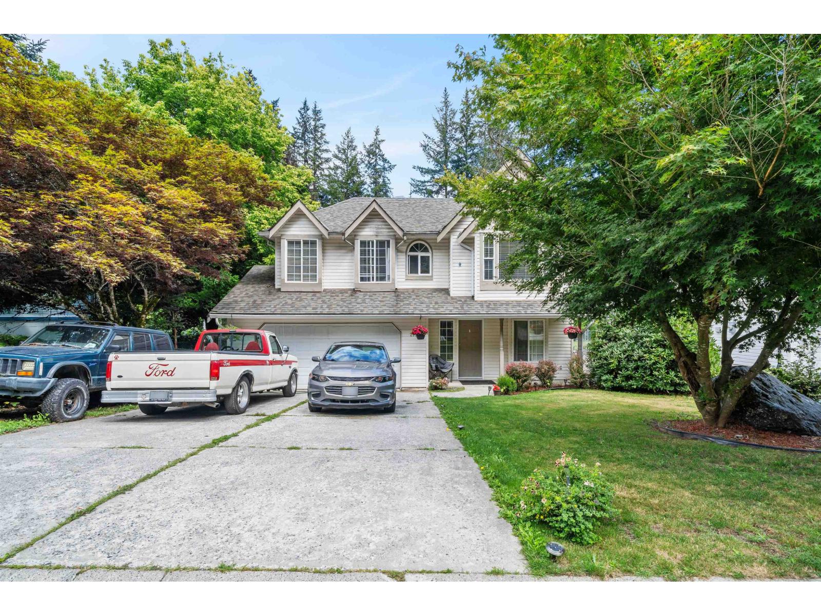 275 Forrest Crescenthope, Hope, BC V0X 1L4