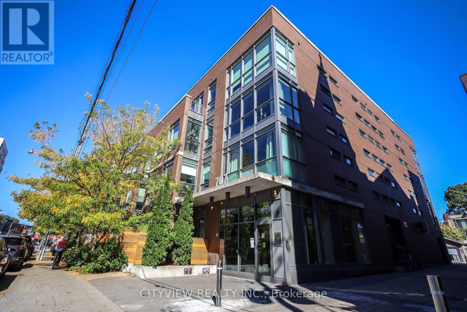 416 707 Dovercourt Rd, Toronto, ON M6H 0B5