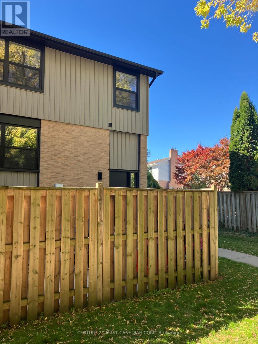 36 105 Andover Dr, London, ON N6J 4B1