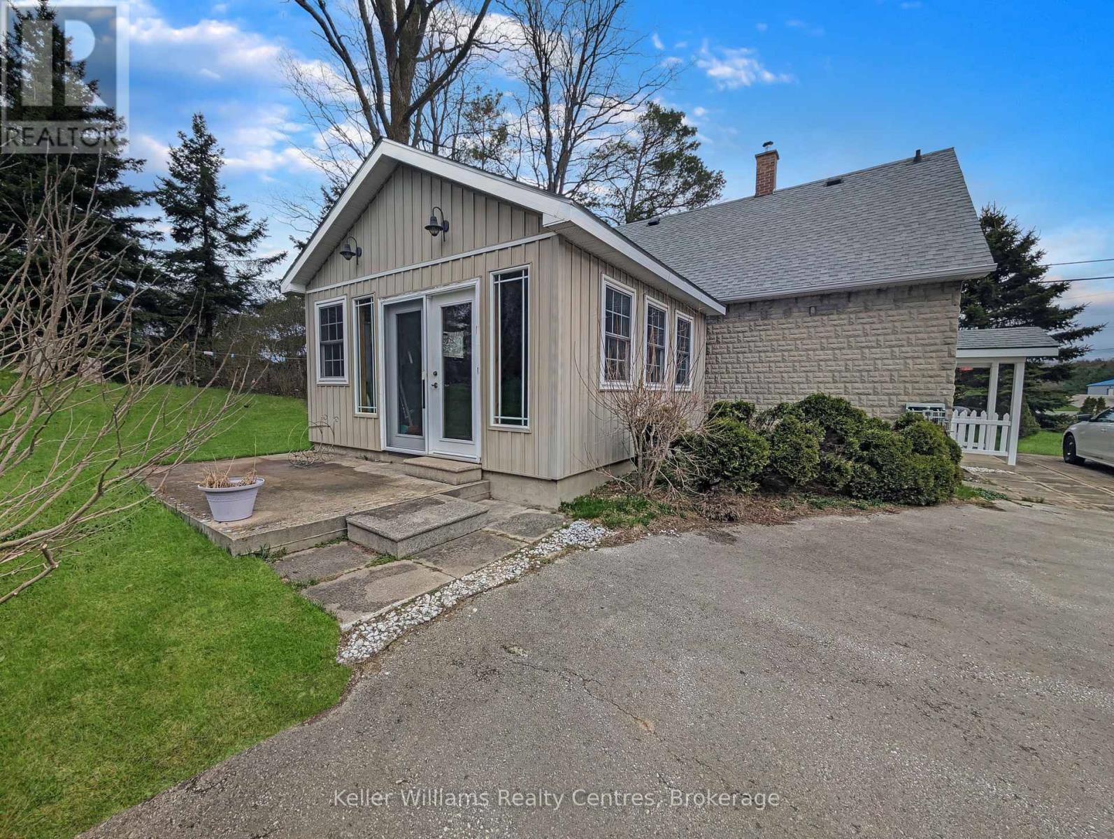 313238 Highway 6 Hwy, West Grey, ON N0G 1R0