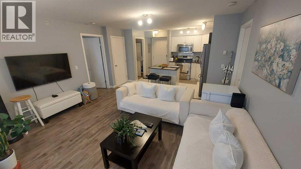 2000 Applevillage Court Se Unit 402, Calgary, AB T2A 7Z4