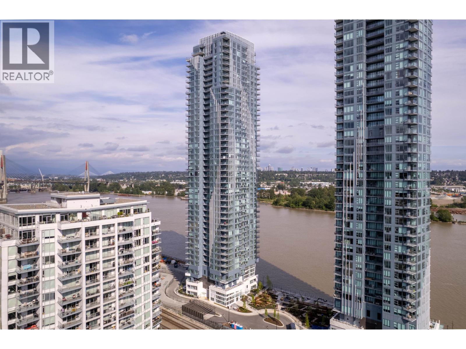 660 Quayside Drive Unit 2904, New Westminster, BC V3M 0P1