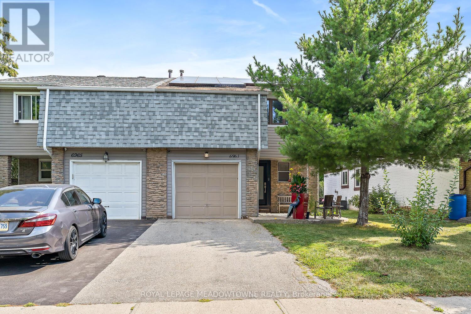 6963 Pamplona Mews, Mississauga, ON L5N 1S5