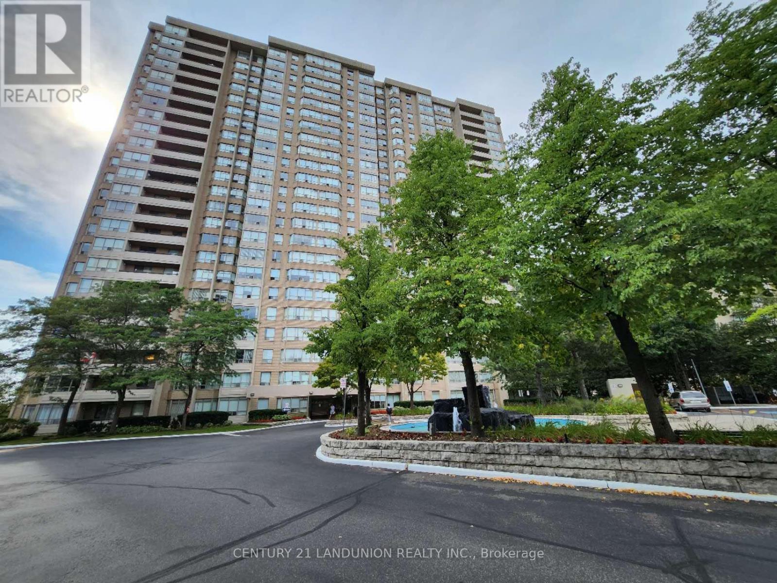 2205 30 Malta Ave, Brampton, ON L6Y 4S5