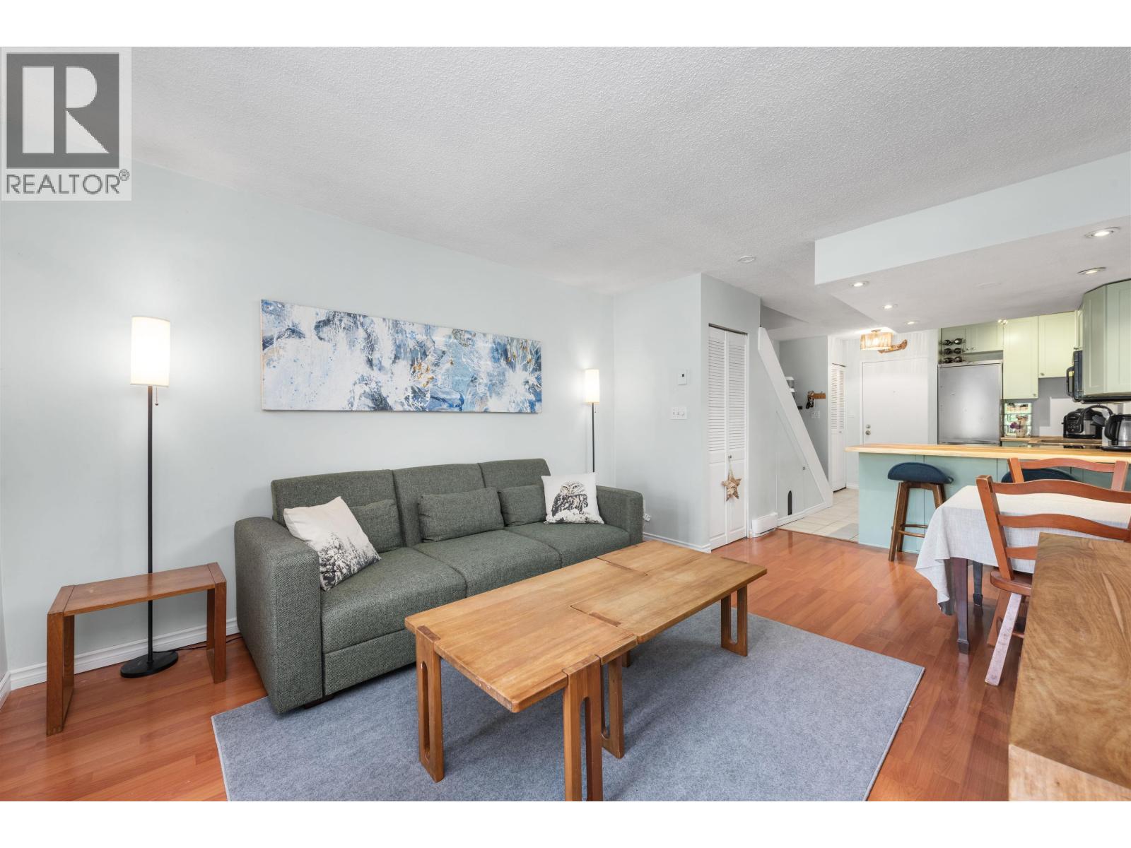 719 E 31st Avenue Unit 1, Vancouver, BC V5V 2W9
