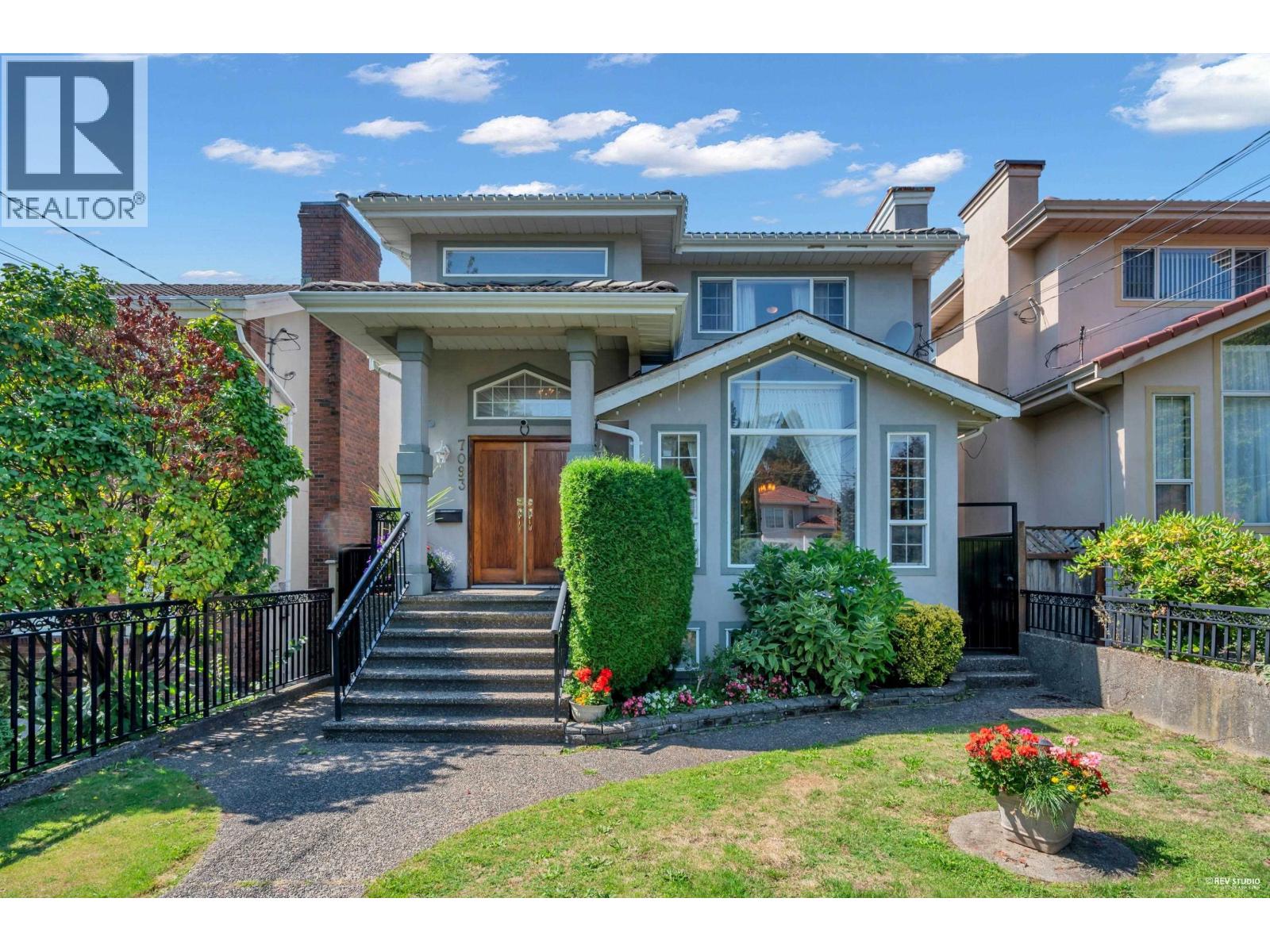 7093 Dow Ave, Burnaby, BC V5J 3X2