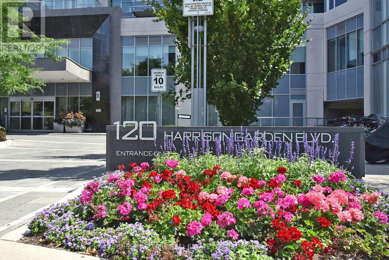 1801 120 Harrison Garden Blvd, Toronto, ON M2N 0H1