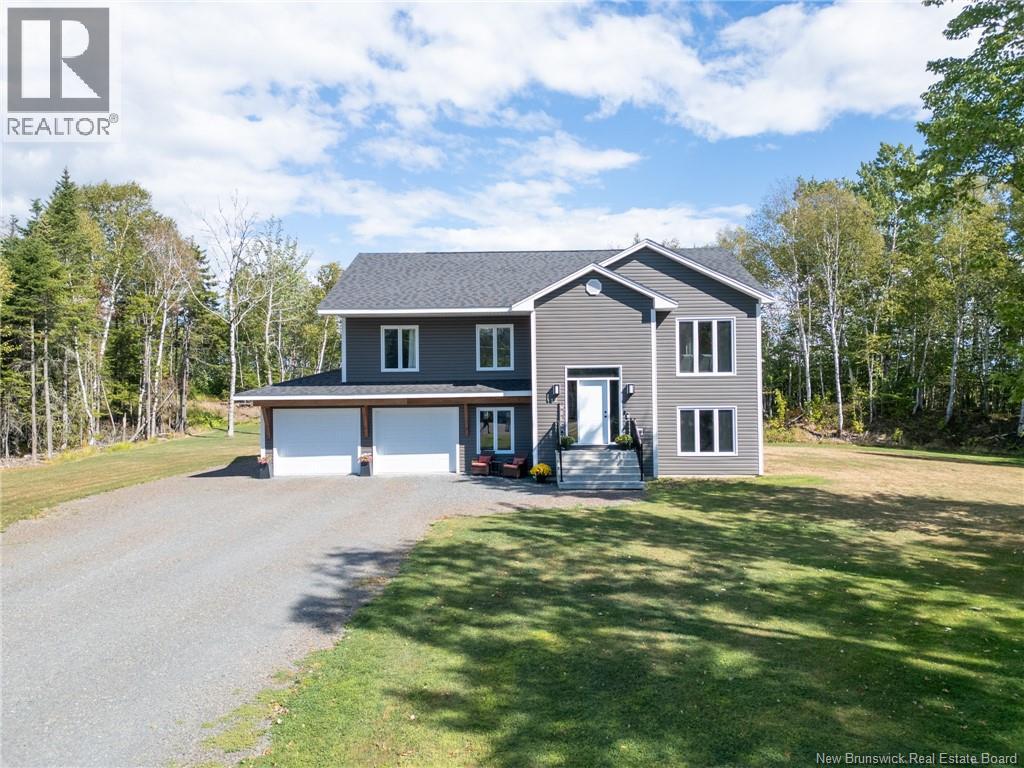 112 Shields St, Douglas, NB E3G 0H1