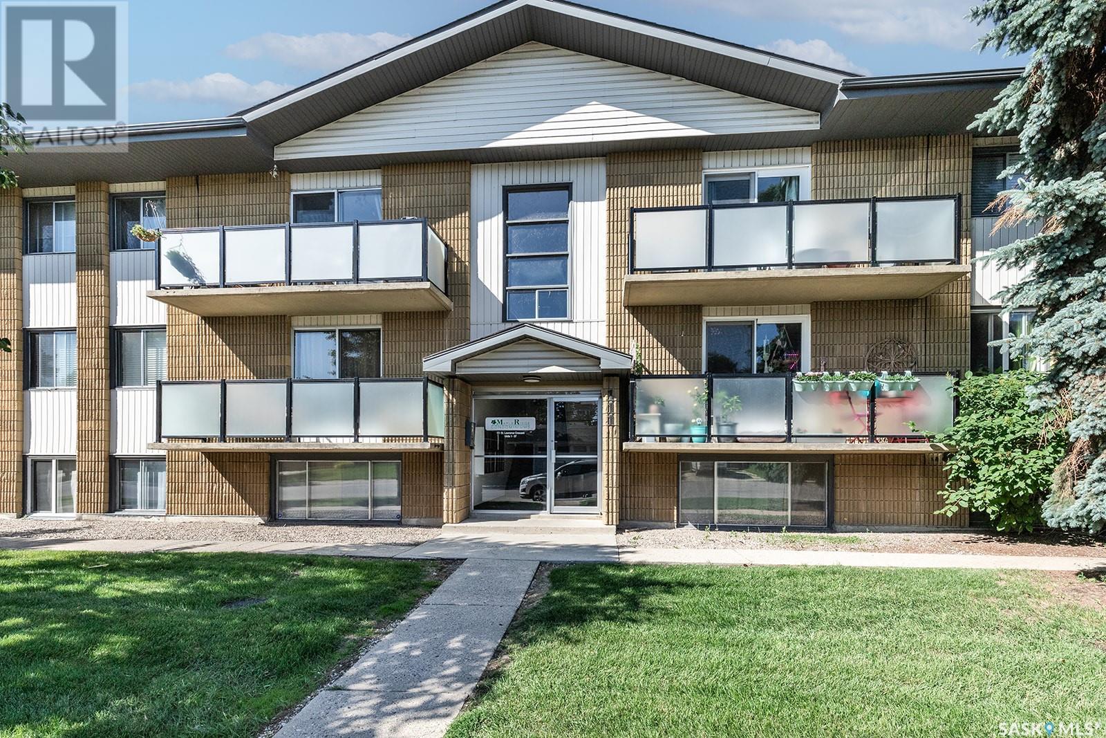 111 St Lawrence Crescent Unit 6, Saskatoon, SK S7K 1G7