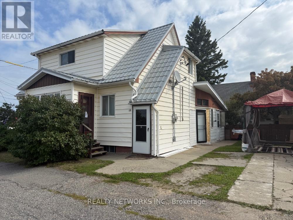 6 Hollinger Ln, Timmins, ON P0N 1G0