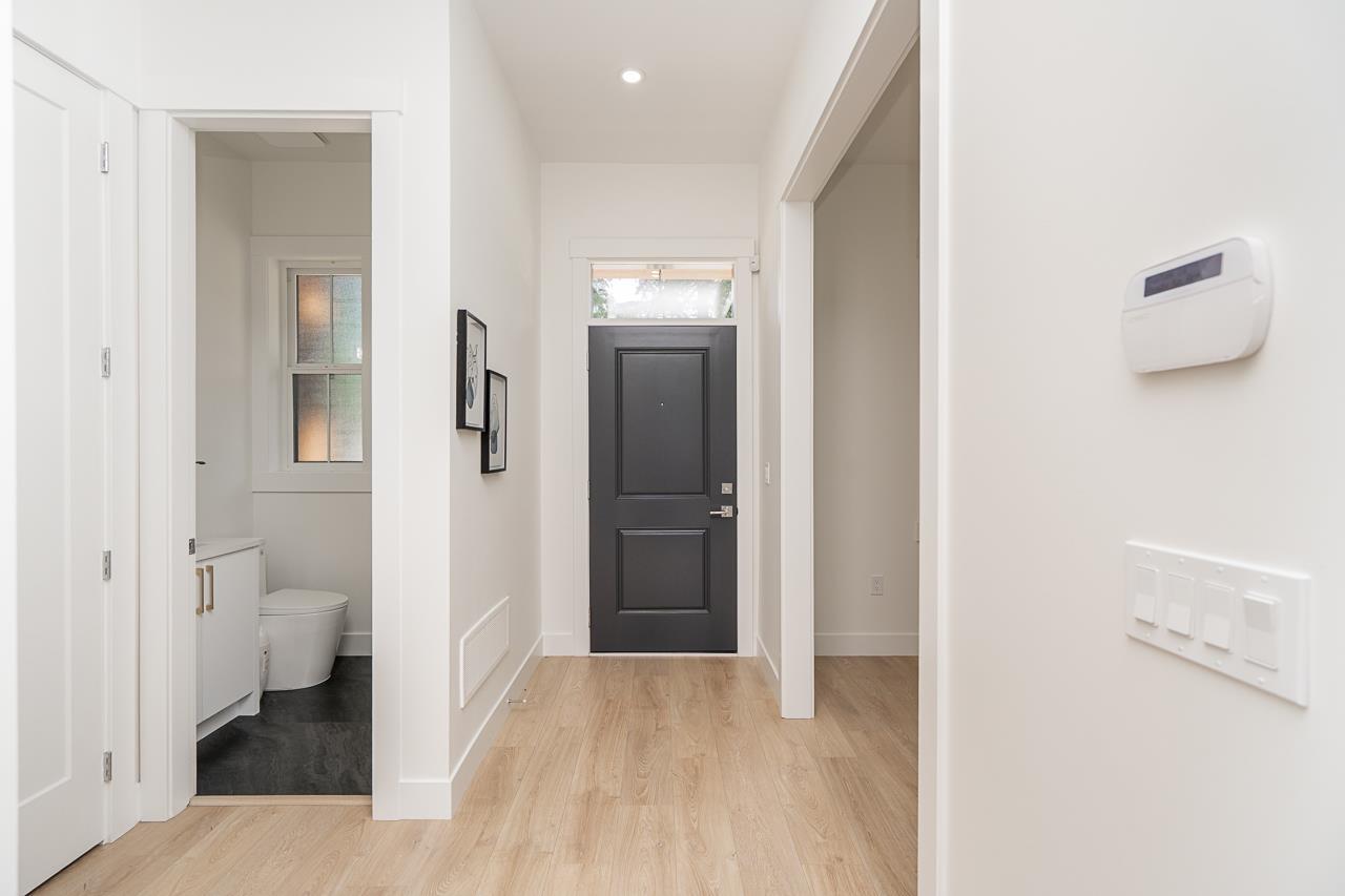 74 Avenue Unit 20549 #b, Langley, BC V2Y 3S8