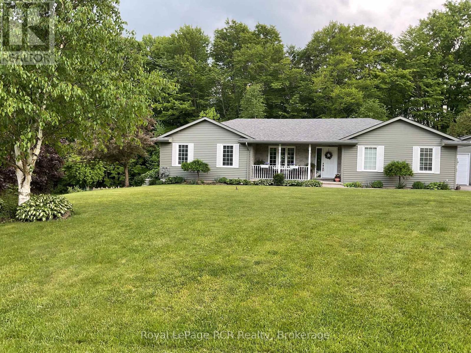 107 Maple Ridge Cres N, Georgian Bluffs, ON N4K 5N4