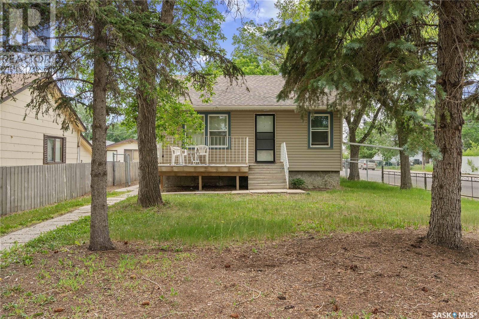 1200 Atkinson St, Regina, SK S4N 3V6