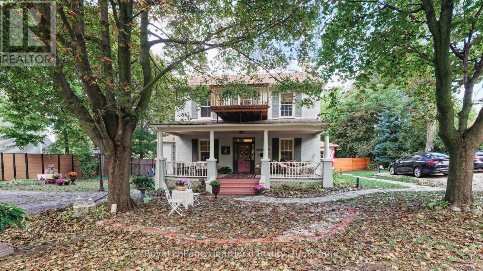 18 St Vincent St, Goderich, ON N7A 2M6