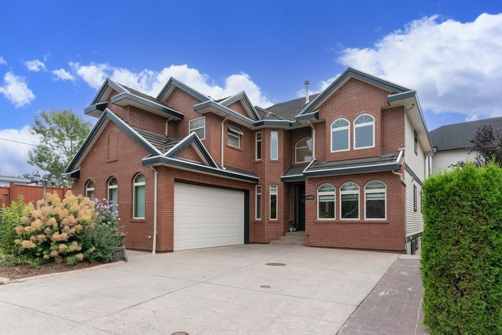 31496 Cougar Ct, Abbotsford, BC V2T 6M7