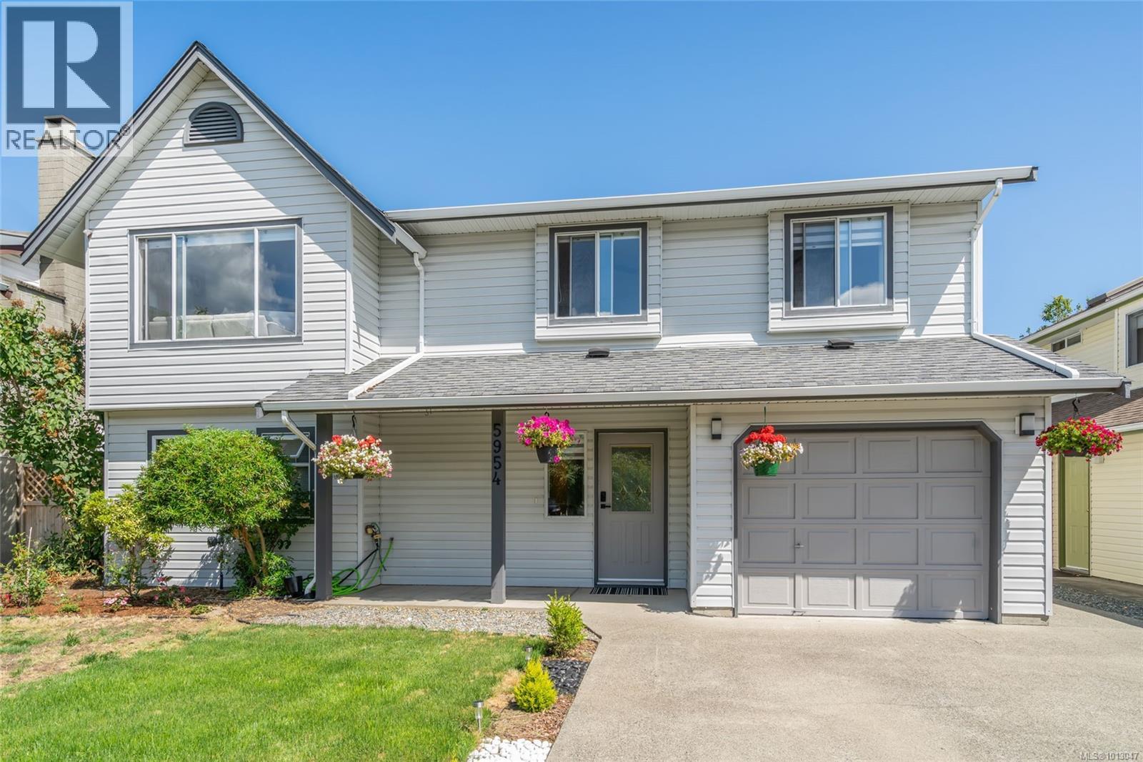 5954 Broadway Rd, Nanaimo, BC V9V 1C9