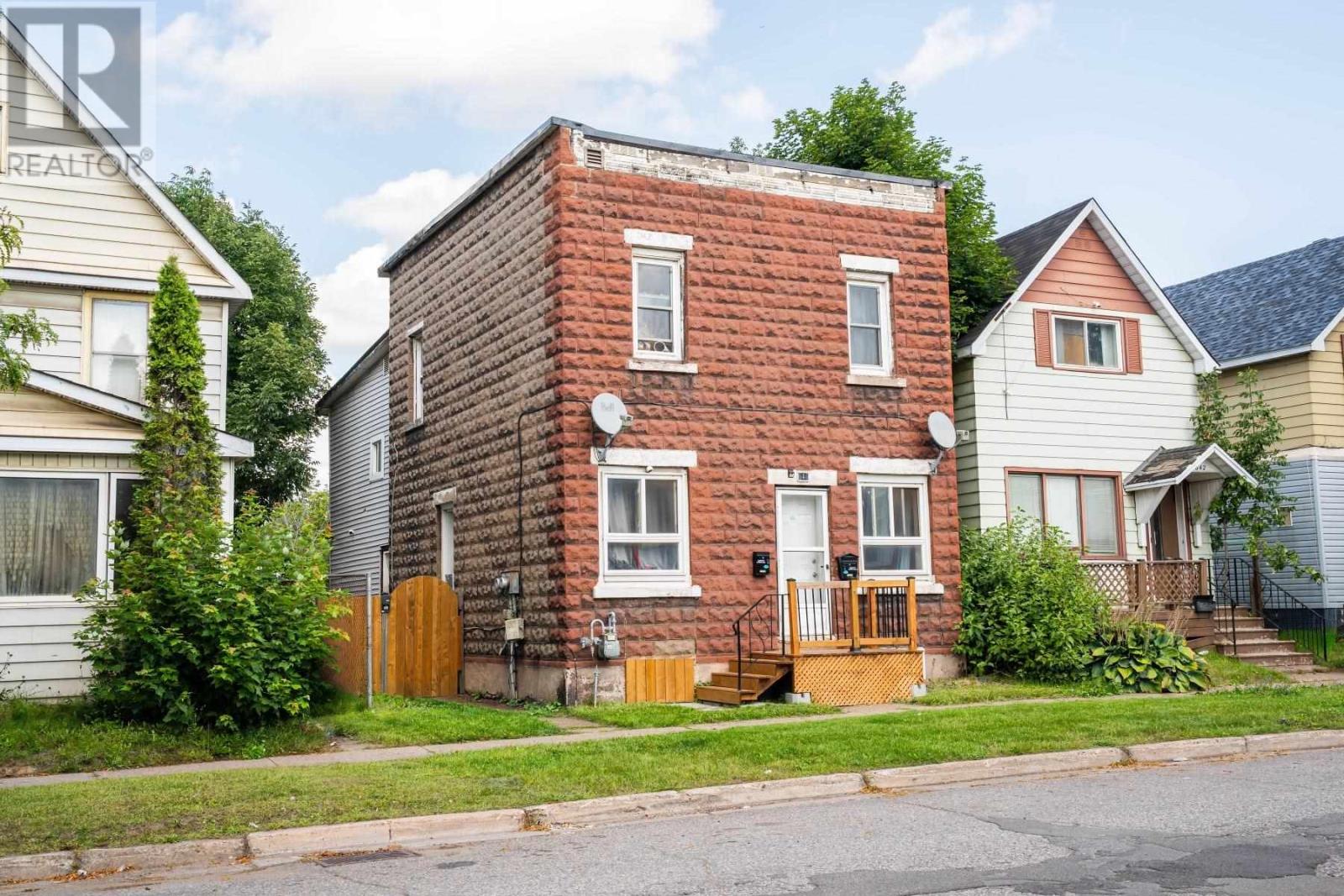 646 Queen St W, Sault Ste. Marie, ON P6A 1A9