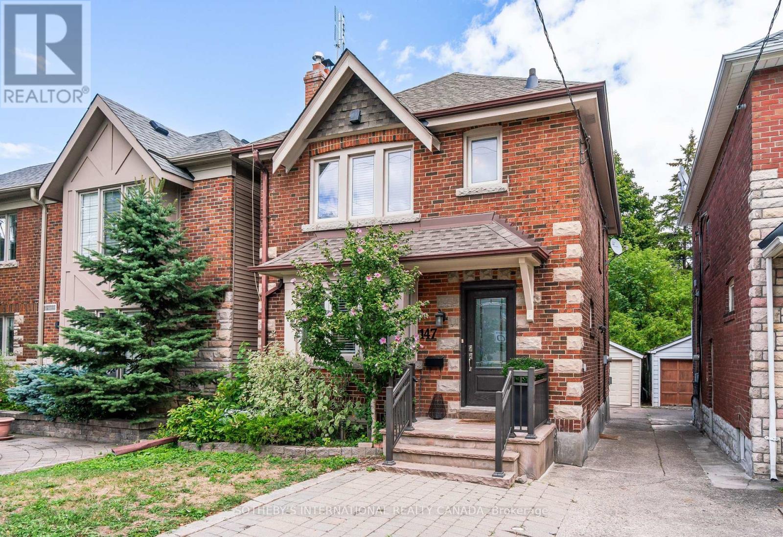 147 Rumsey Rd, Toronto Leaside, ON M4G 1P3