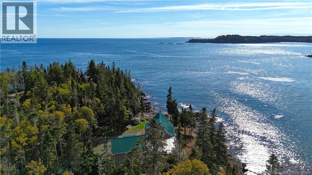 82 Holland Rd, Seeleys Cove, NB H4A 2R7